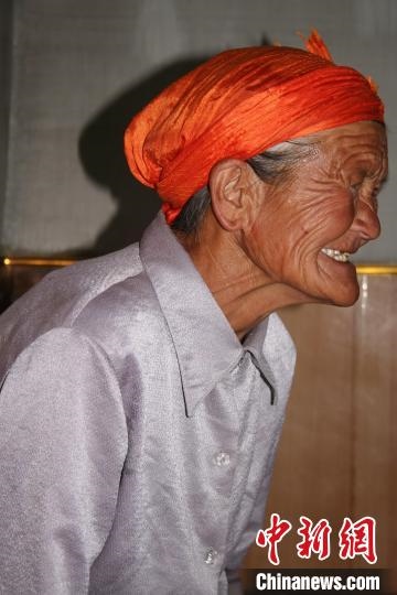 薩仁托婭拍攝的“草原母親”?！∷_仁托婭供圖