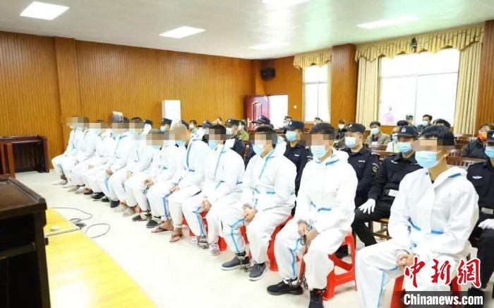 圖為庭審現(xiàn)場。　東蘭法院 攝