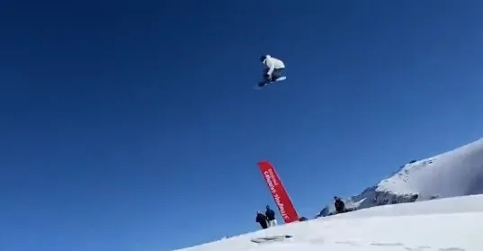 圖片來源：新體育網(wǎng)視頻截圖。