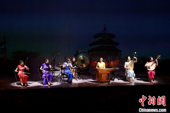 6日，“相約北京”奧林匹克文化節(jié)暨第22屆“相約北京”國(guó)際藝術(shù)節(jié)在京開幕?！?lt;a target='_blank' href='/'>中新社</a>記者 富田 攝