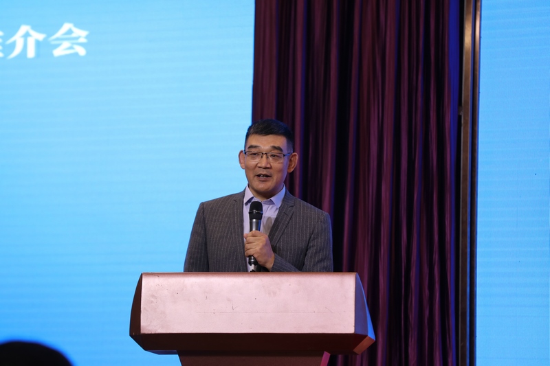 1637235725387329.jpg 7O5A9706_1.JPG