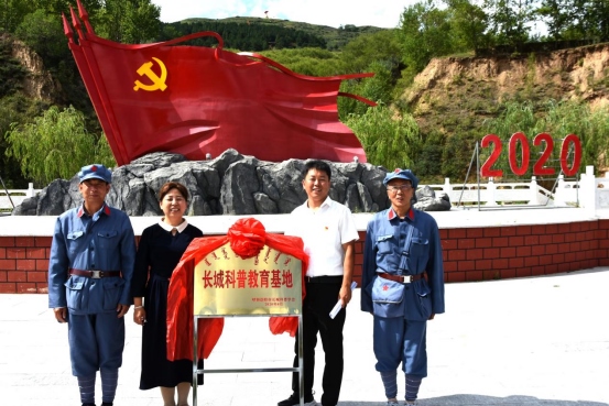 1666540912139793.png 長城的女兒(李潔)2022.10.18.(3)(1)(1)(1)(1)(1)(1)8511.png