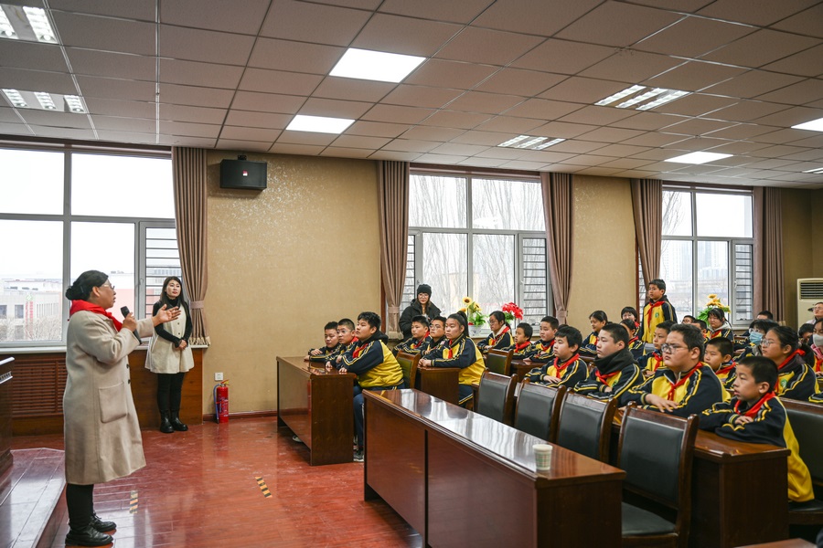 1703308866894673.jpg 團(tuán)結(jié)小學(xué)6年級同學(xué)提問.jpg