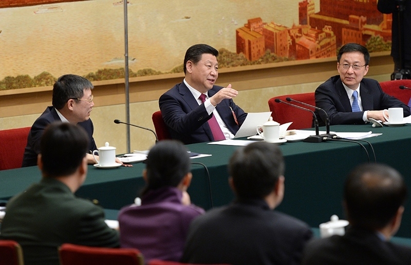 2014年3月習(xí)近平總書記參加十二屆全國人大二次會議上海代表團(tuán)的審議。