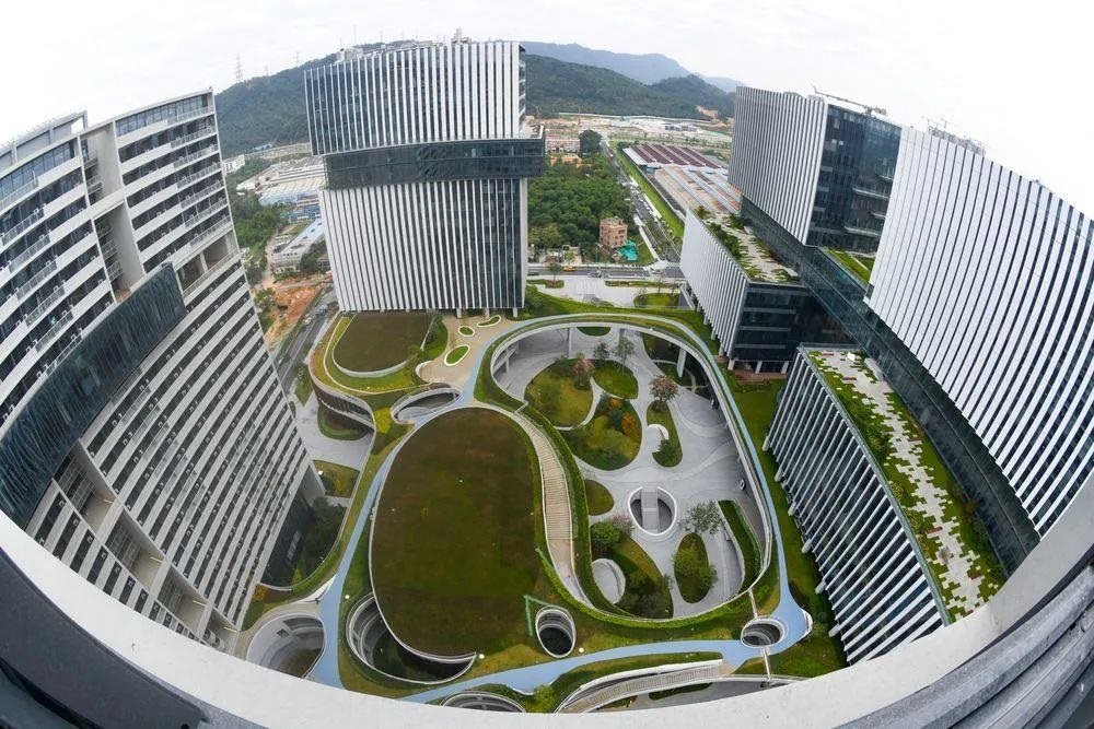 △位于深圳的光明科學(xué)城啟動區(qū)。預(yù)計今年啟動區(qū)的合成生物大科學(xué)裝置將部分投入使用。