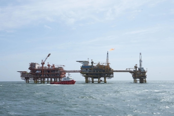 墾利6-1油田海上施工現(xiàn)場。受訪者供圖