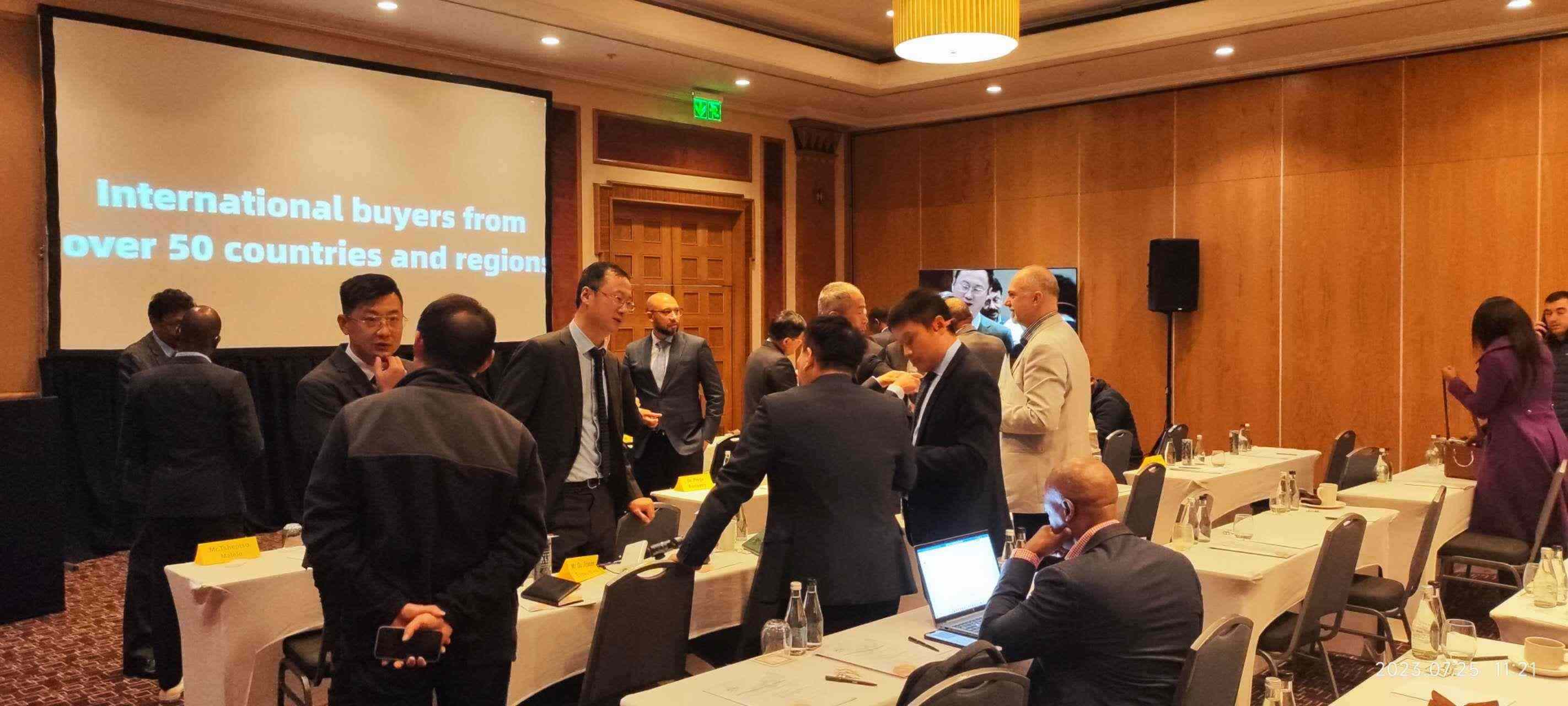 中南企業(yè)現(xiàn)場交流。圖片來源：貿(mào)促會