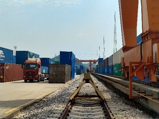 廣州東部公鐵聯(lián)運(yùn)樞紐（增城西站）。人民網(wǎng) 王雅蝶攝