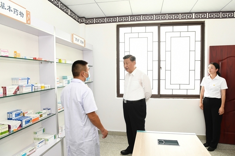 2022年6月8日，習(xí)近平總書(shū)記在四川眉山東坡區(qū)太和鎮(zhèn)永豐村考察。