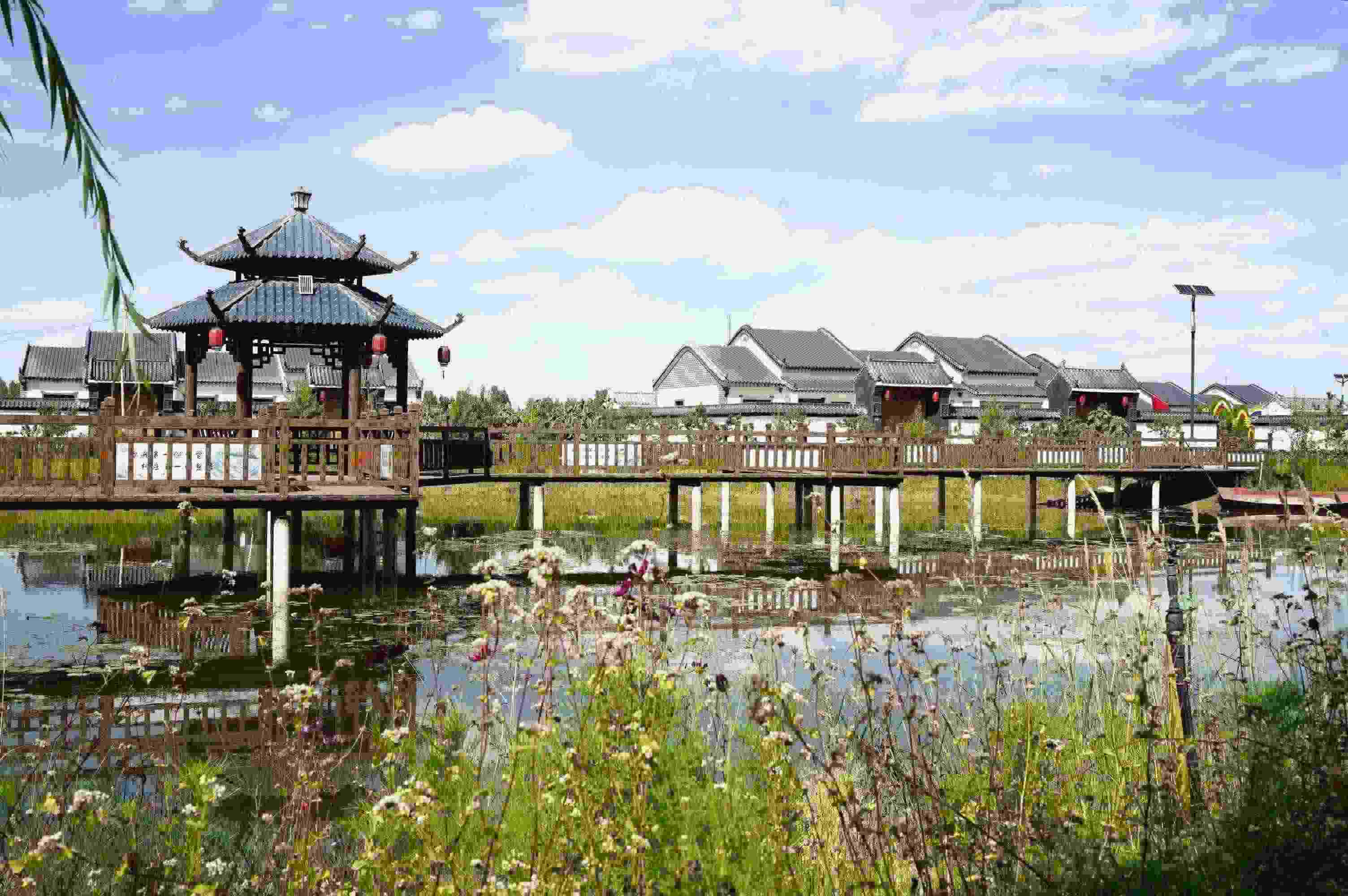 黃家堡村，筑夢新居。張文博攝