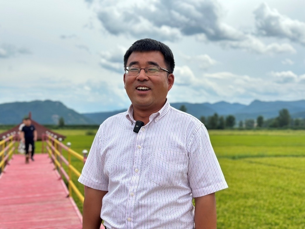 和龍市東城鎮(zhèn)光東村村書記金憲。人民網(wǎng)記者 金洪花 攝