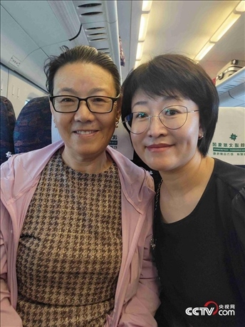 （呼群、寶力母女 受訪者供圖）