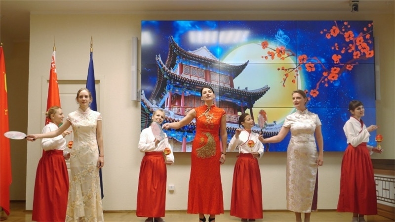 白俄羅斯國立大學(xué)孔子學(xué)院的中秋晚會。受訪者供圖