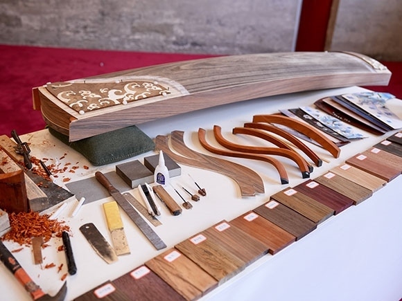 蘭考古箏制作展示。中央音樂學院供圖