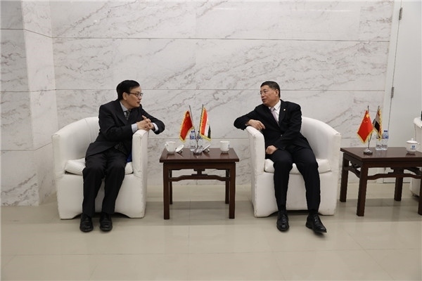 李永明同埃及趙劉慶公參會(huì)談交流。主辦方供圖