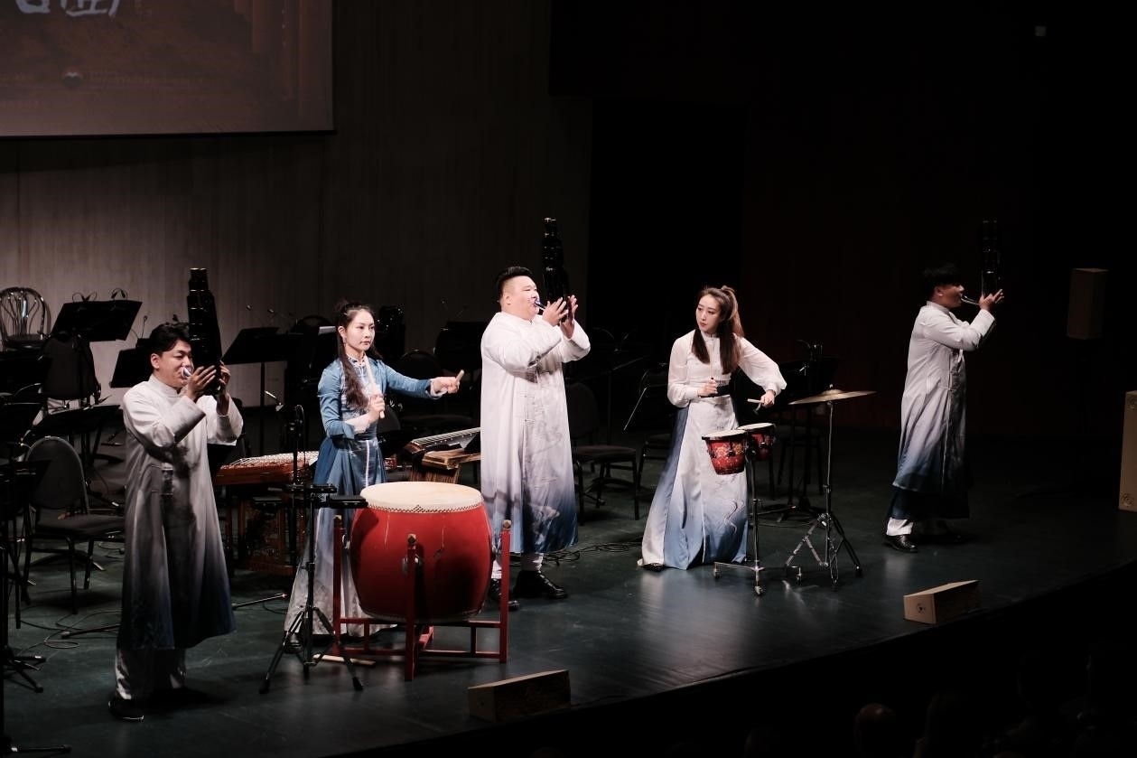 2024“歡樂春節(jié)”新春民族音樂會演出現(xiàn)場。于子恒攝