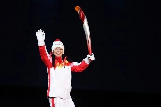 楊揚(yáng)擔(dān)任北京冬奧會開幕式主火炬手。