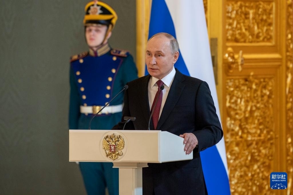 3月20日，俄羅斯總統(tǒng)普京在莫斯科克里姆林宮與其競(jìng)選團(tuán)隊(duì)代表舉行見(jiàn)面會(huì)。新華社記者 曹陽(yáng) 攝