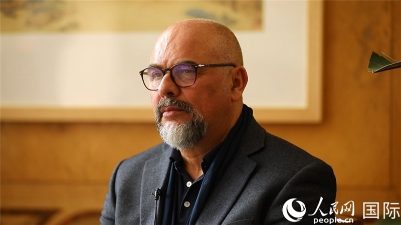 意大利陶瓷城市協(xié)會副會長保羅·馬賽蒂接受人民網(wǎng)專訪。人民網(wǎng) 劉動攝