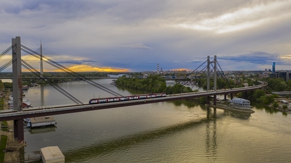 匈塞鐵路塞爾維亞境內(nèi)。中國鐵路國際有限公司供圖