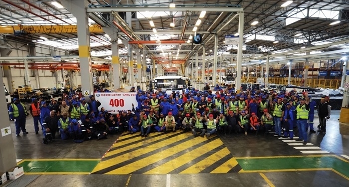 一汽南非庫哈工廠單月產(chǎn)量破400輛。圖片來源：一汽解放