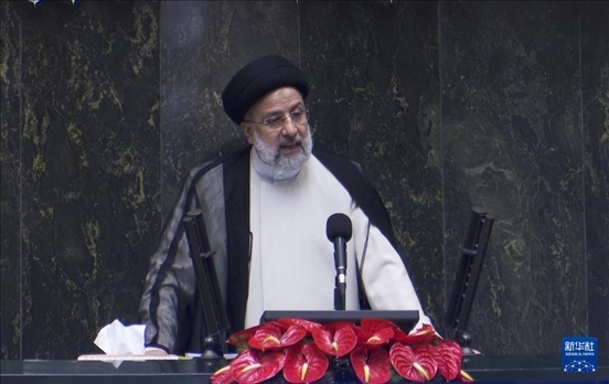 據(jù)伊朗邁赫爾通訊社20日?qǐng)?bào)道，伊朗總統(tǒng)萊希在直升機(jī)事故中遇難。這是2021年8月5日拍攝的易卜拉欣·萊希的資料照片。 新華社發(fā)（賈瓦德攝）