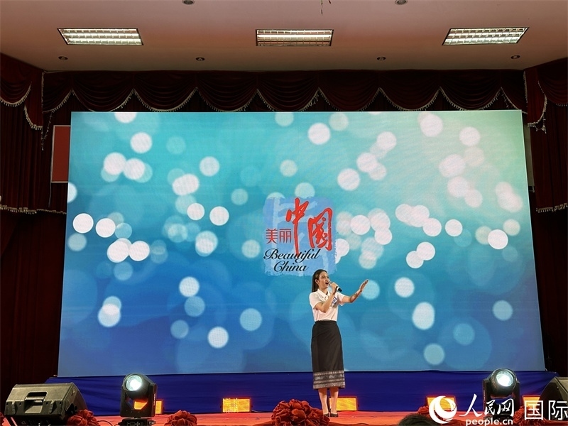 圖片：老撾選手進(jìn)行中文演講。孫廣勇攝