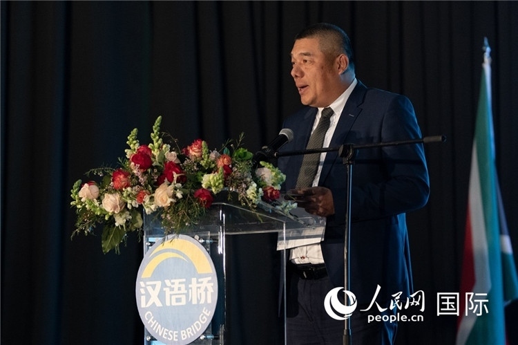 南中經貿協會秘書長韋冬澤做主旨發(fā)言。人民日報非洲中心分社 希拉茲·莫林攝