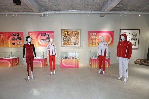 “揚帆起航 為巴黎喝彩”中國體育文化展展廳。 主辦方供圖
