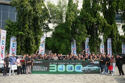 8月3日，中國車企奇瑞在雅加達(dá)舉行活動(dòng)，慶祝在印尼交付第3000輛電動(dòng)汽車OMODA E5。奇瑞汽車印度尼西亞銷售公司供圖