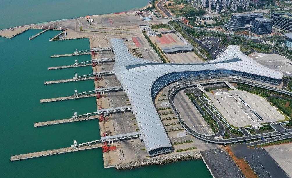 這是已經(jīng)停航的?？谛潞８郏?月4日攝，無人機照片）。新華社記者 郭程 攝