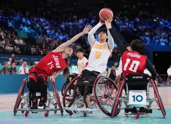 巴黎殘奧會｜“撞車、摔倒，我們都習(xí)慣了”