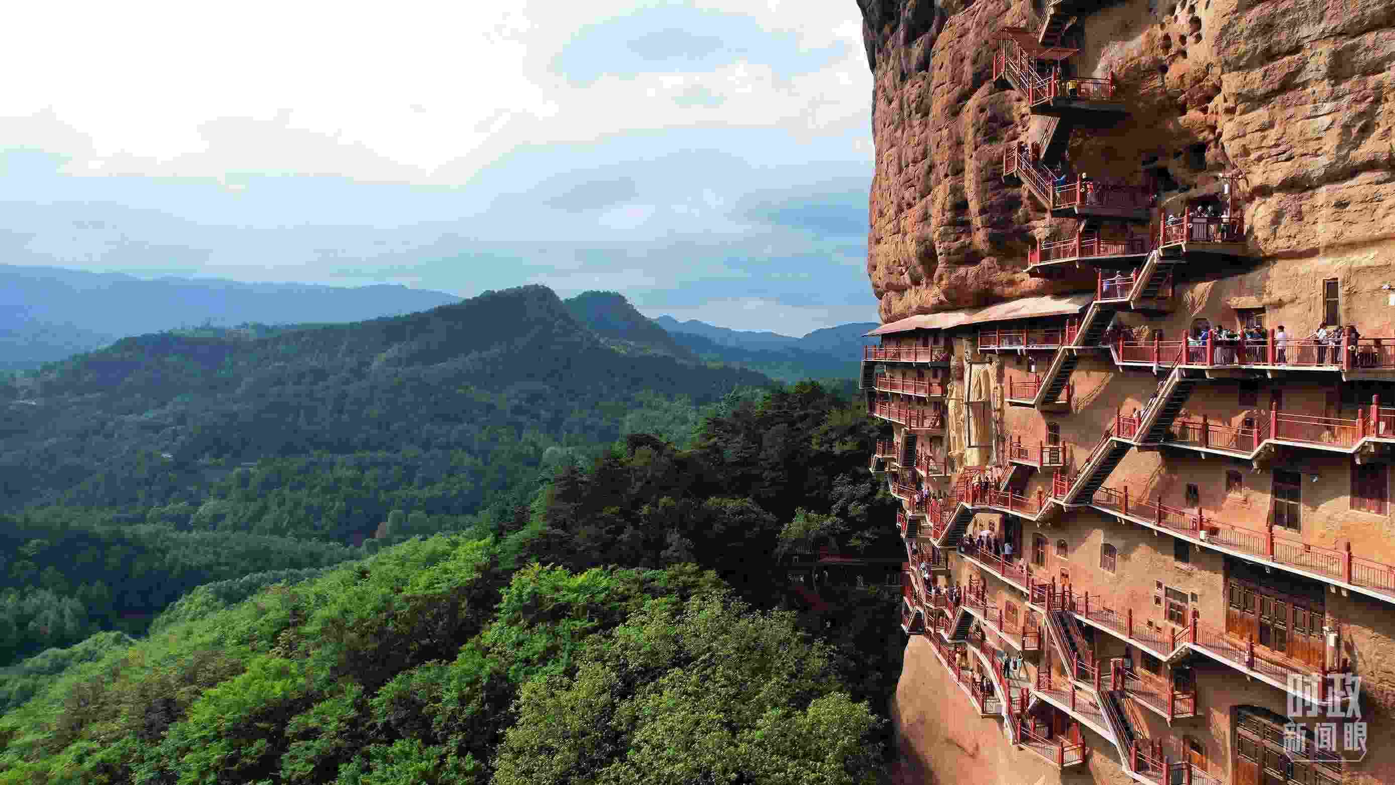 △ 麥積山石窟。（總臺記者馬凌峰拍攝）