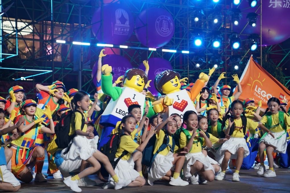 9月14日晚，演員在上海旅游節(jié)開幕式上表演。新華社發(fā)（陳浩明 攝）