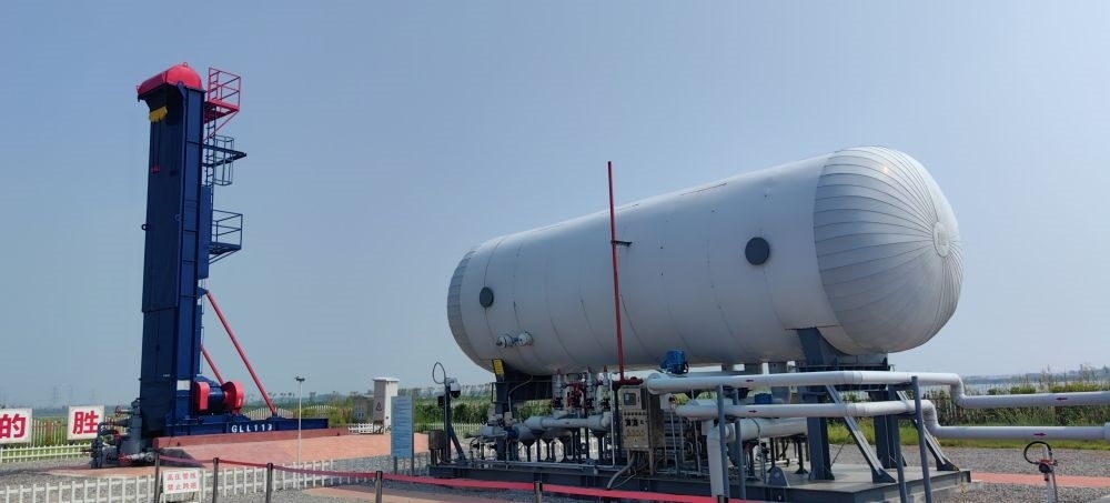 2024年8月30日，勝利油田萊113區(qū)塊CCUS項(xiàng)目現(xiàn)場(chǎng)。新華社記者 陳國(guó)峰 攝