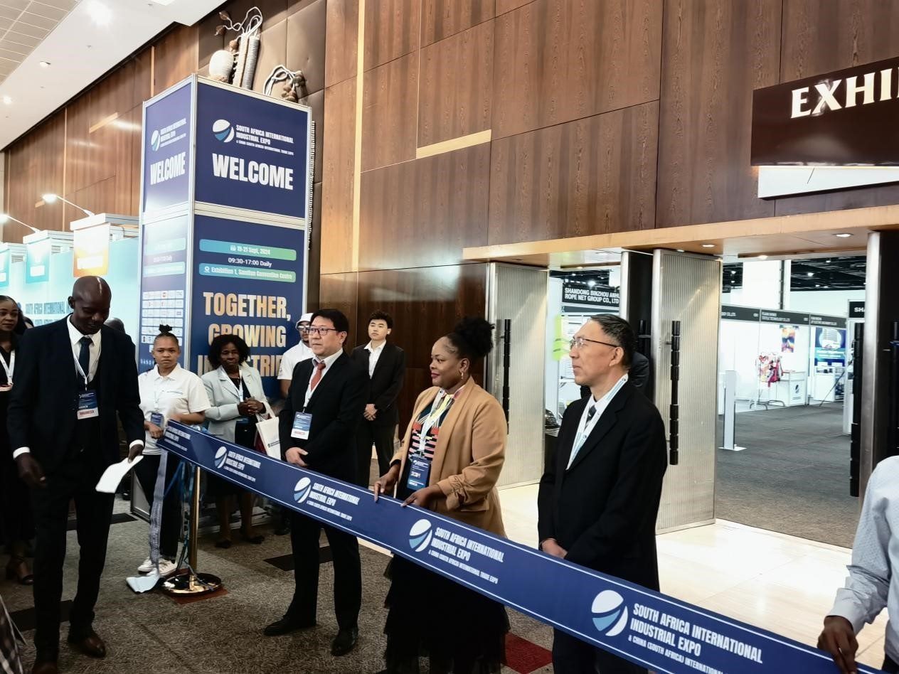 19日，第三屆南非國(guó)際工業(yè)展暨中國(guó)（南非）國(guó)際貿(mào)易展覽會(huì)在約翰內(nèi)斯堡桑頓會(huì)議中心盛大開(kāi)幕。主辦方供圖
