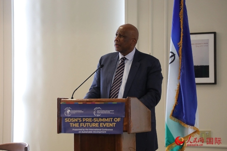 萊索托國王萊齊耶三世出席活動并致辭。人民網(wǎng)記者 李志偉攝