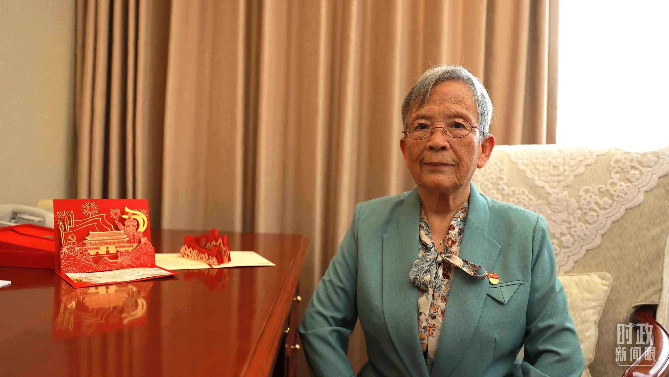 “人民醫(yī)護(hù)工作者”國家榮譽(yù)稱號(hào)獲得者路生梅。（總臺(tái)央視記者姚瑤拍攝）