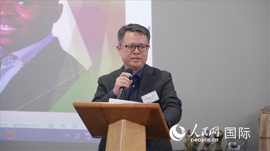 中國(guó)駐南非使館經(jīng)商處參贊邱忠義發(fā)言。 人民網(wǎng) 張茜攝