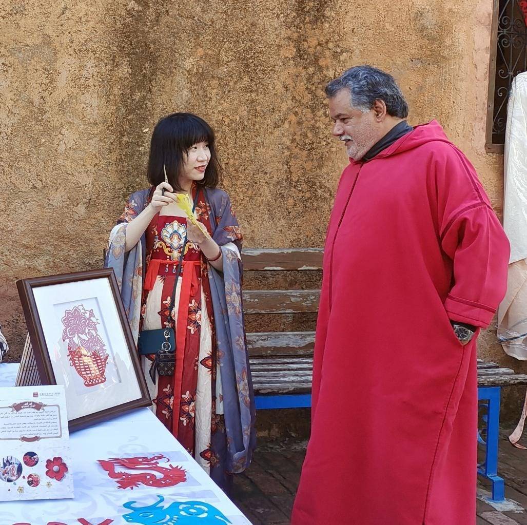 中國文化產(chǎn)品介紹。拉巴特中國文化中心供圖