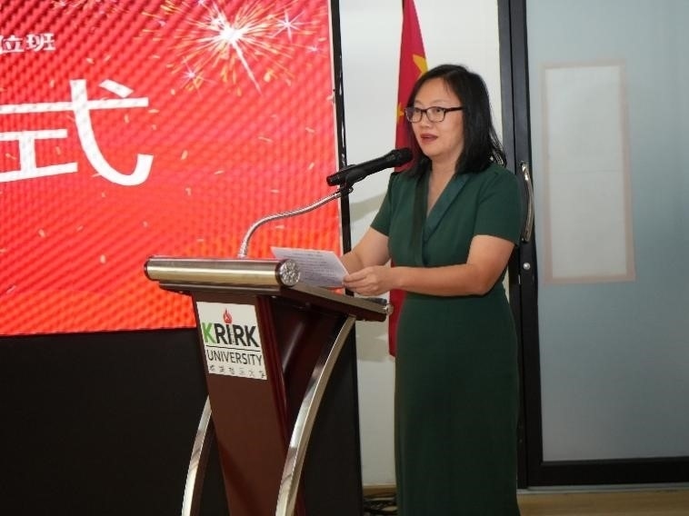 泰國華文教師公會(huì)主席羅鐵英致辭。主辦方供圖