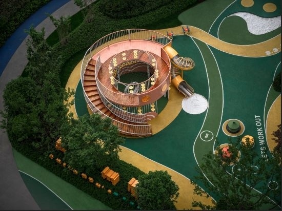 改造后的中鐵臻庭小區(qū)森林樹(shù)屋。 王碩敏 攝