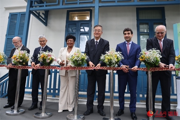 活動(dòng)上，中巴嘉賓共同為“茶緣·中巴友誼園”剪彩，標(biāo)志著中巴友誼園中“茶之道”展覽正式開(kāi)幕。人民網(wǎng)記者 張志文攝