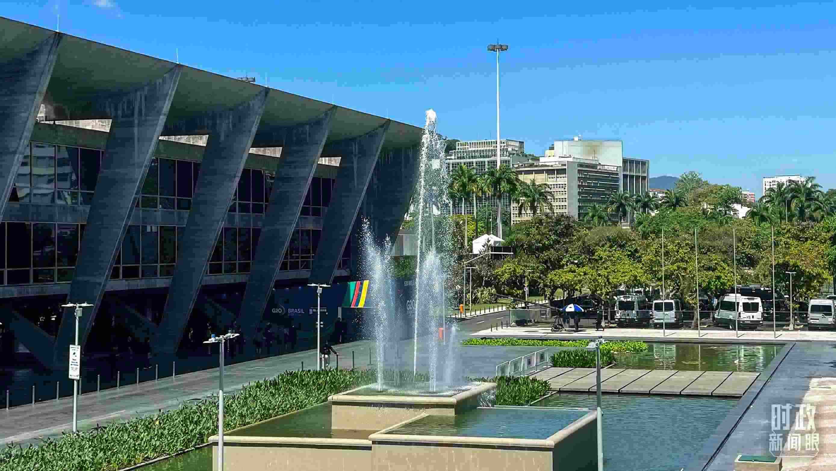 △G20峰會(huì)舉辦地，巴西里約熱內(nèi)盧現(xiàn)代藝術(shù)博物館。（總臺(tái)央視記者趙怡彬拍攝）
