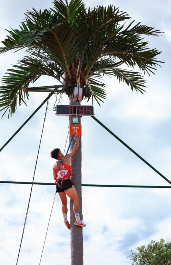 11月23日，廣東隊選手黃新鴻在比賽中。新華社記者 楊植森 攝