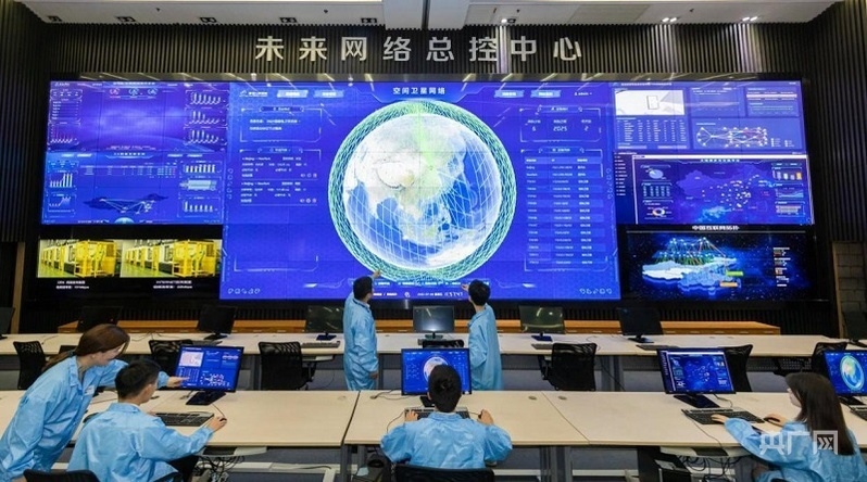 紫金山實(shí)驗(yàn)室的未來(lái)網(wǎng)絡(luò)國(guó)家重大科技基礎(chǔ)設(shè)施總控中心（央廣網(wǎng)發(fā) 蔣文超 攝）