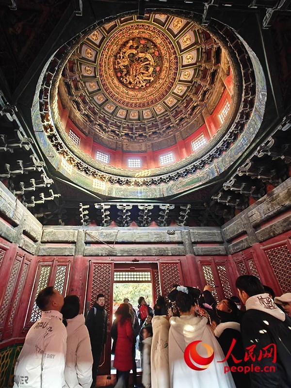 2025年1月，游客正在故宮博物院參觀。人民網(wǎng)記者 韋衍行攝