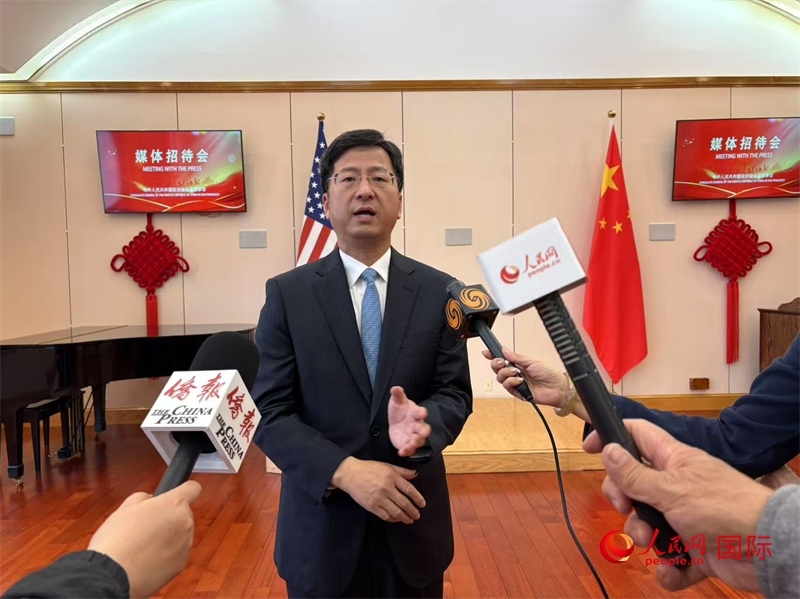 張建敏接受人民網(wǎng)等媒體記者采訪。人民網(wǎng) 鄧圩攝