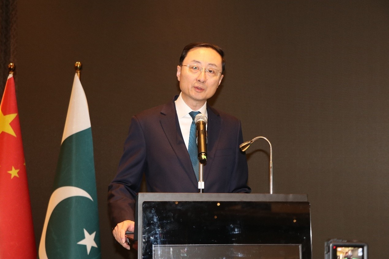 外交部副部長孫衛(wèi)東致辭。巴基斯坦駐華大使館供圖