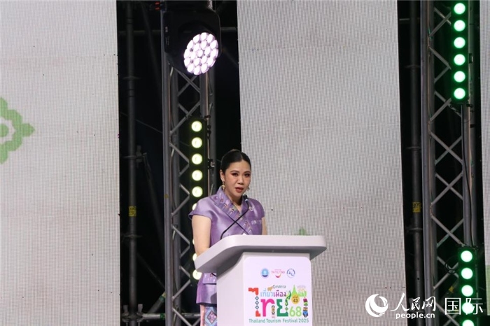 泰國(guó)旅游局局長(zhǎng)塔佩妮在開(kāi)幕式上致辭。朱瀟逸攝